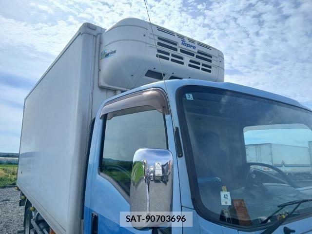 Isuzu ELF TRUCK 2018-01 8561788-18