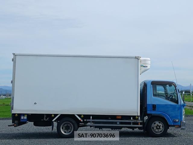 Isuzu ELF TRUCK 2018-01 8561788-6