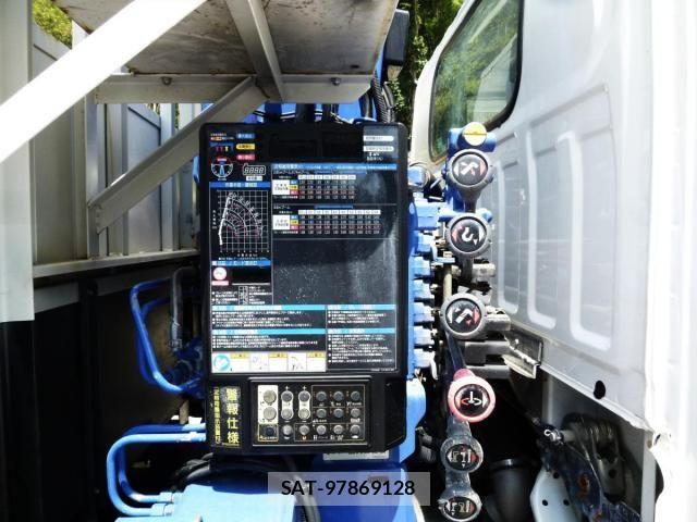 Isuzu ELF TRUCK 2021-04 8561781-22