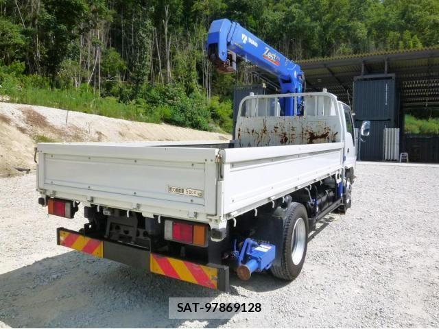 Isuzu ELF TRUCK 2021-04 8561781-3