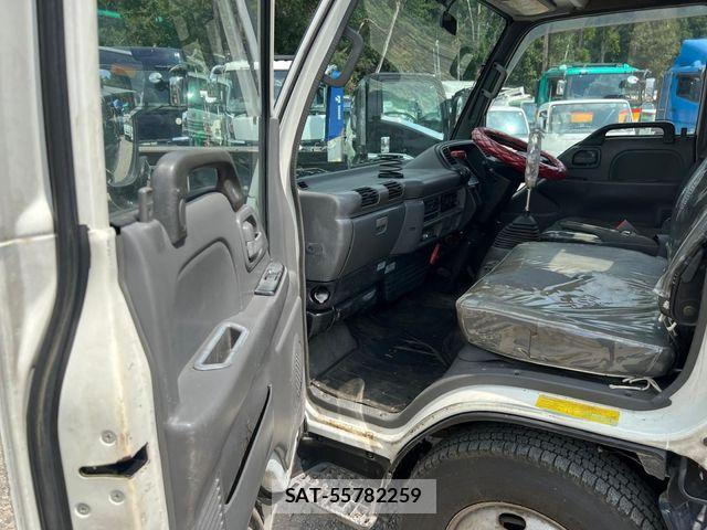 Isuzu ELF TRUCK 2002-09 8561800-9