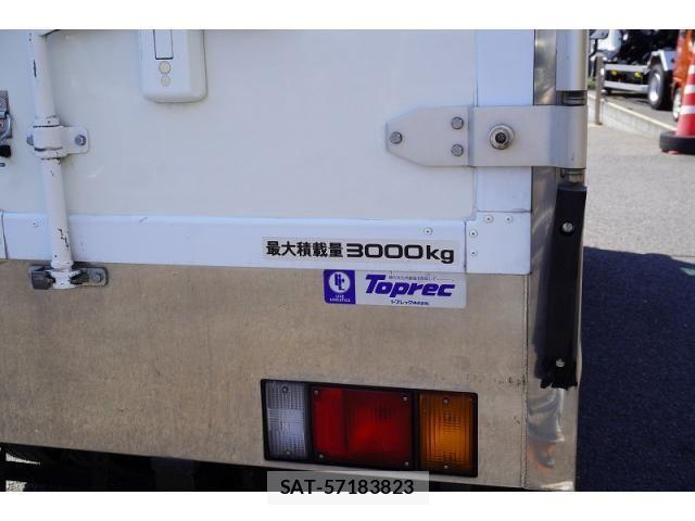 Isuzu ELF TRUCK 2020-08 8626619-27