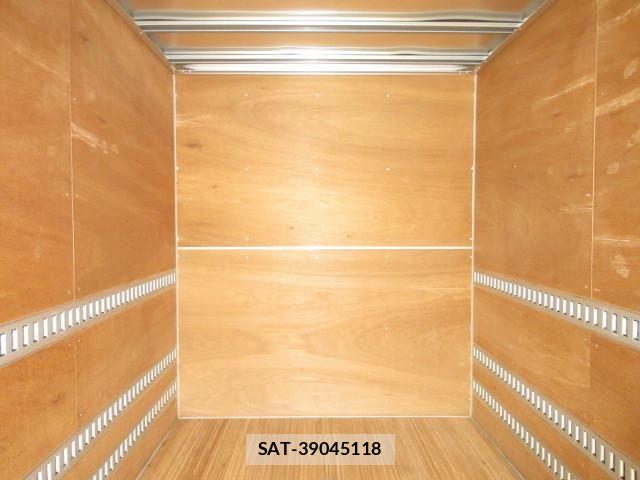 Isuzu ELF TRUCK 2018-06 8626622-12