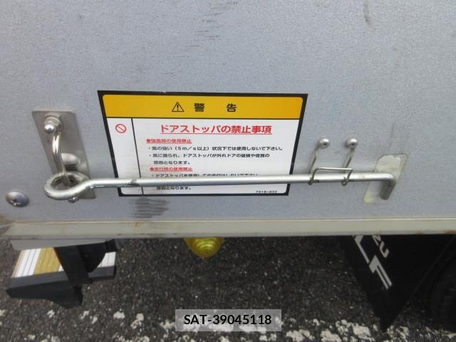 Isuzu ELF TRUCK 2018-06 8626622-17