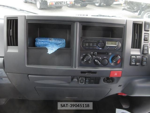 Isuzu ELF TRUCK 2018-06 8626622-21