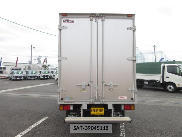 Isuzu ELF TRUCK 2018-06 8626622-6