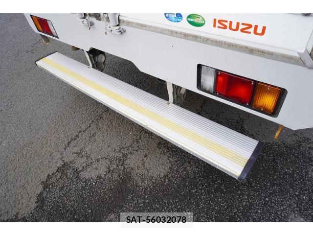 Isuzu ELF TRUCK 2019-11 8626623-26