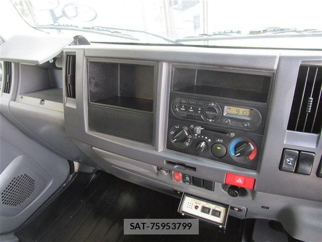 Isuzu ELF TRUCK 2016-07 8626632-10