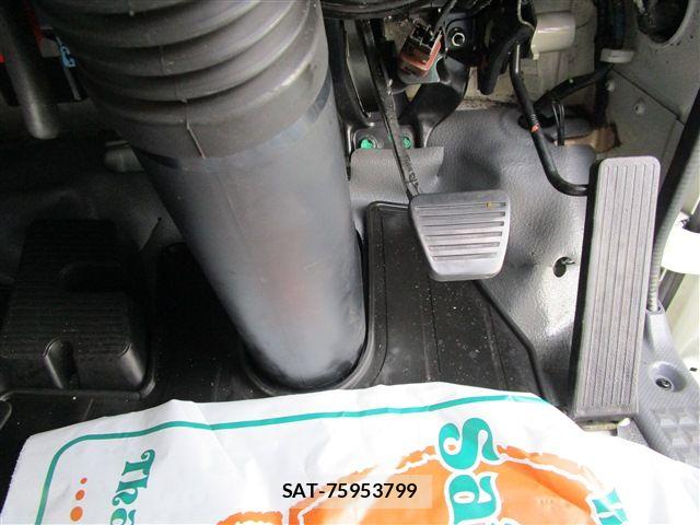 Isuzu ELF TRUCK 2016-07 8626632-12