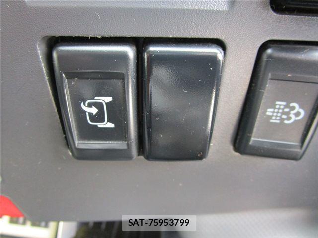 Isuzu ELF TRUCK 2016-07 8626632-25