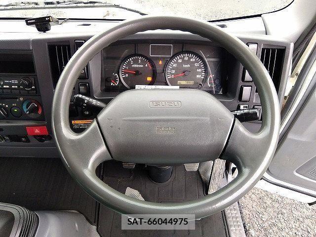 Isuzu ELF TRUCK 2012-06 8626614-11