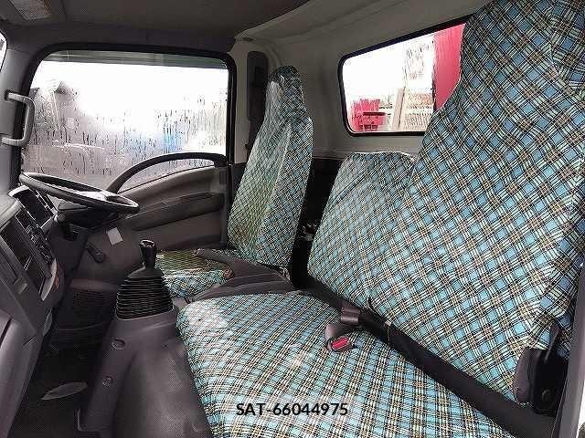 Isuzu ELF TRUCK 2012-06 8626614-13