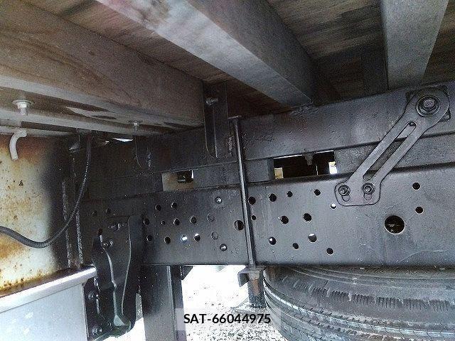 Isuzu ELF TRUCK 2012-06 8626614-16