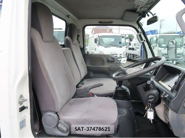Isuzu ELF TRUCK 2012-12 8626621-15