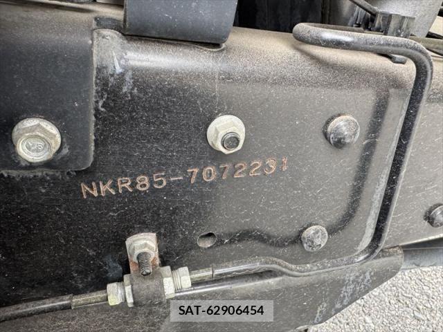 Isuzu ELF TRUCK 2018-07 8626624-15