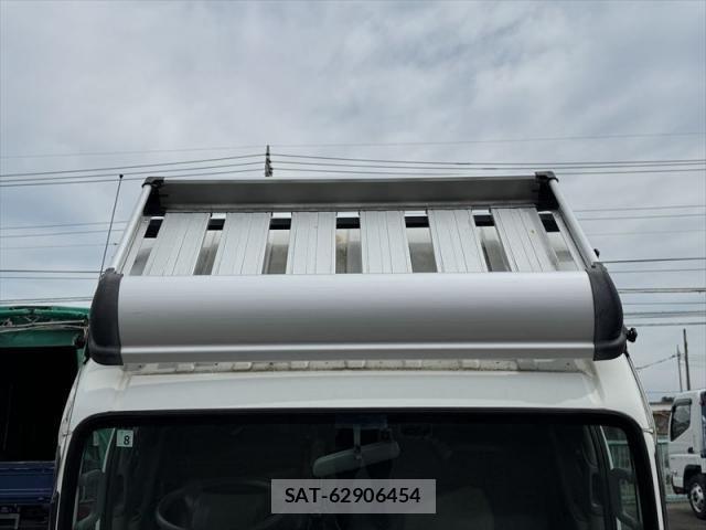 Isuzu ELF TRUCK 2018-07 8626624-18