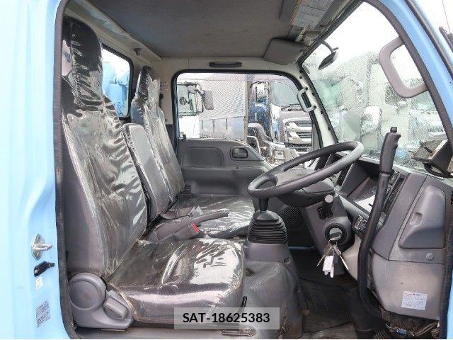 Isuzu ELF TRUCK 2018-02 8626625-15
