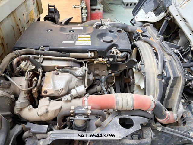 Isuzu ELF TRUCK 2013-12 8626633-22