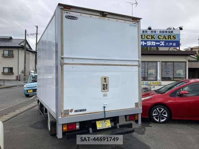 Isuzu ELF TRUCK 2016-01 8626641-13