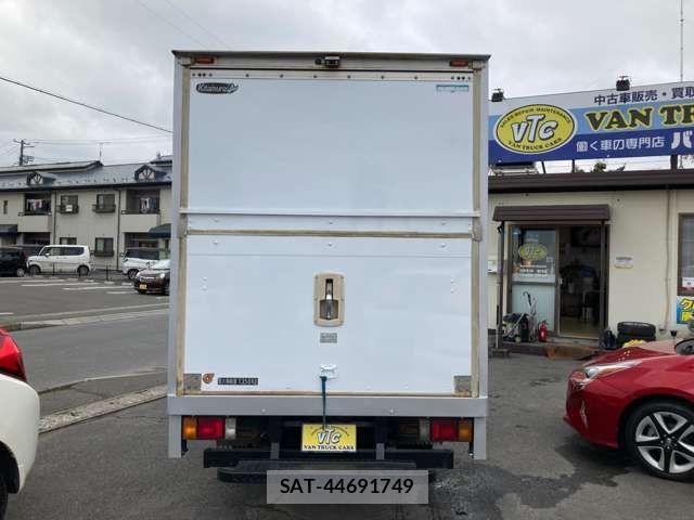 Isuzu ELF TRUCK 2016-01 8626641-14