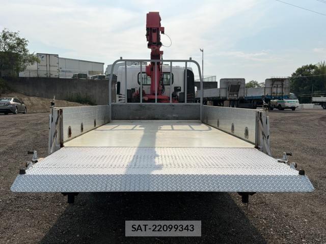 Isuzu ELF TRUCK 2012-01 8626617-15