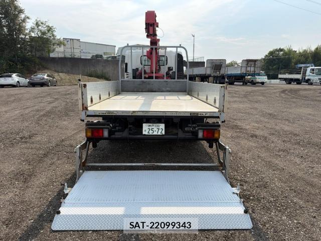 Isuzu ELF TRUCK 2012-01 8626617-24