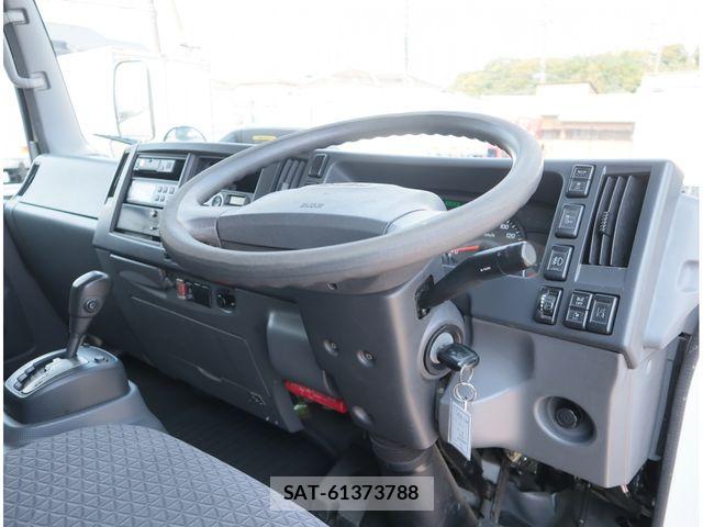 Isuzu ELF TRUCK 2021-04 8626630-21
