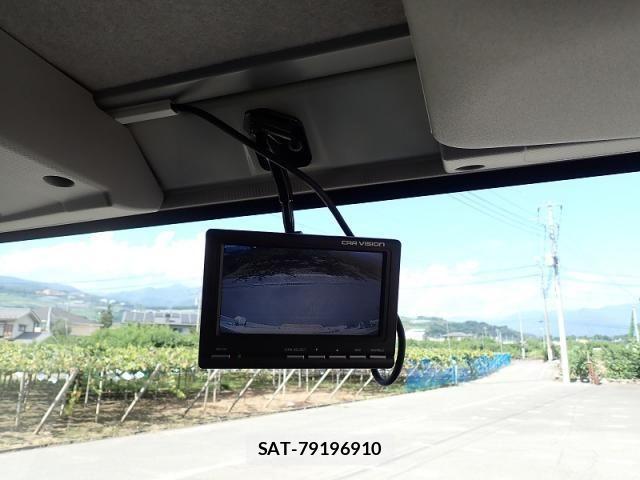 Isuzu ELF TRUCK 2021-06 8626618-18