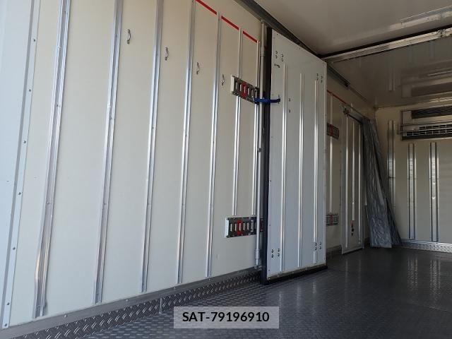 Isuzu ELF TRUCK 2021-06 8626618-7