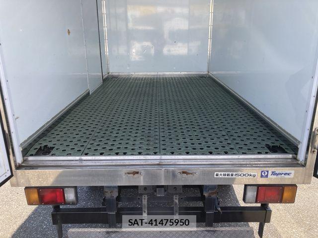 Isuzu ELF TRUCK 2015-05 8626639-11