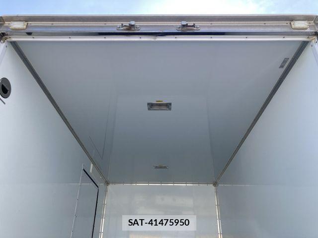 Isuzu ELF TRUCK 2015-05 8626639-12