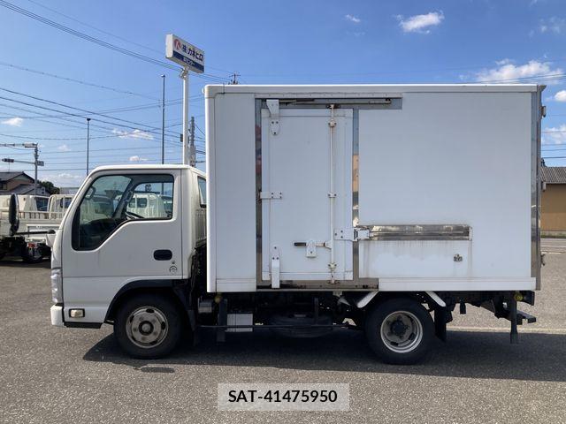 Isuzu ELF TRUCK 2015-05 8626639-22