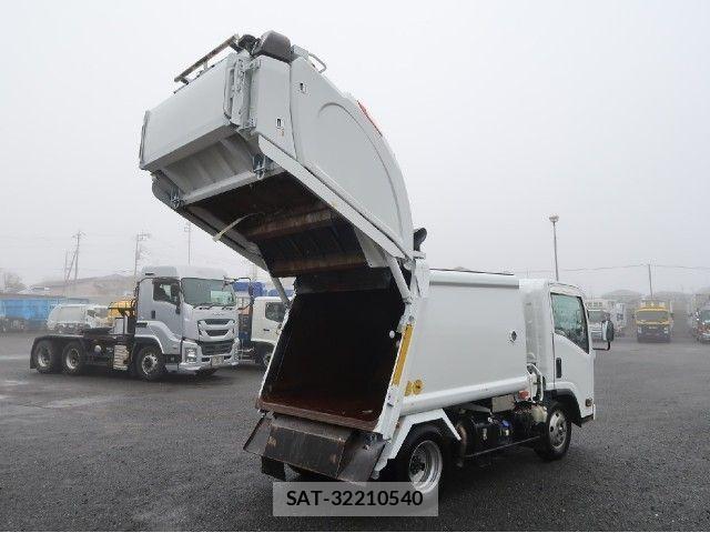Isuzu ELF TRUCK 2020-02 8626610-9
