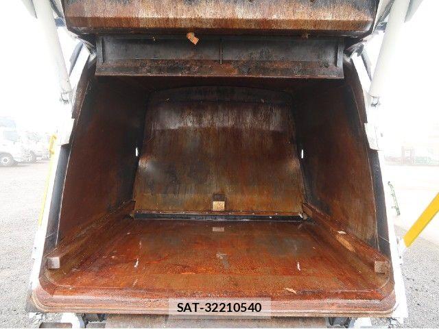 Isuzu ELF TRUCK 2020-02 8626610-10