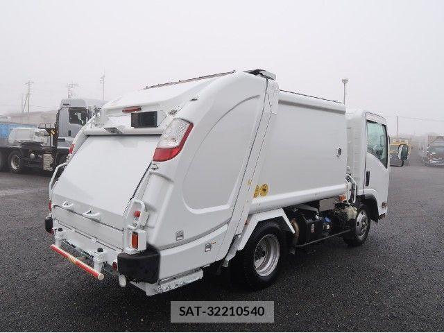 Isuzu ELF TRUCK 2020-02 8626610-1