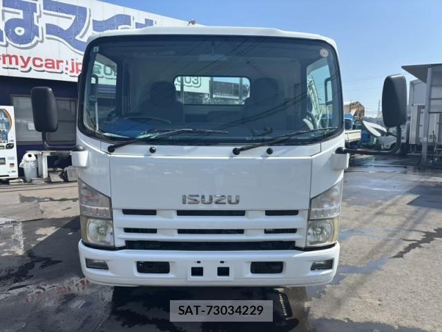 Isuzu ELF TRUCK 2013-06 8626634-1