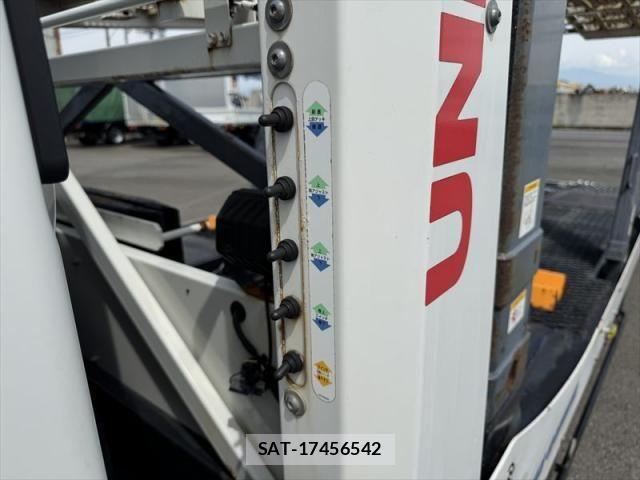Isuzu ELF TRUCK 2017-10 8626607-12