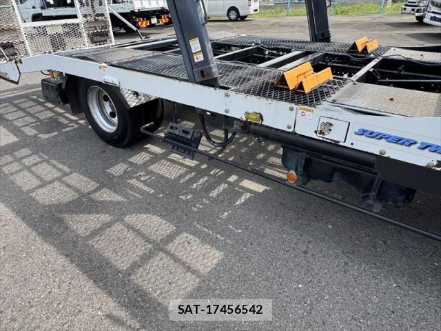 Isuzu ELF TRUCK 2017-10 8626607-20