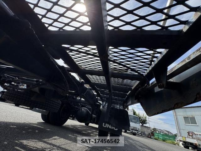 Isuzu ELF TRUCK 2017-10 8626607-25