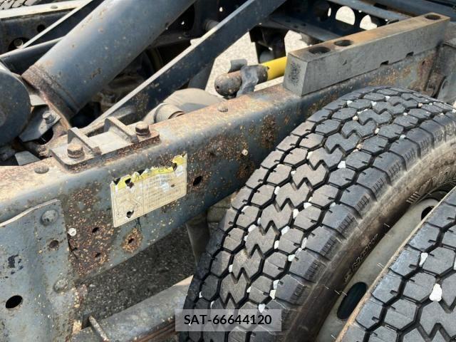 Isuzu ELF TRUCK 2014-12 8626637-13
