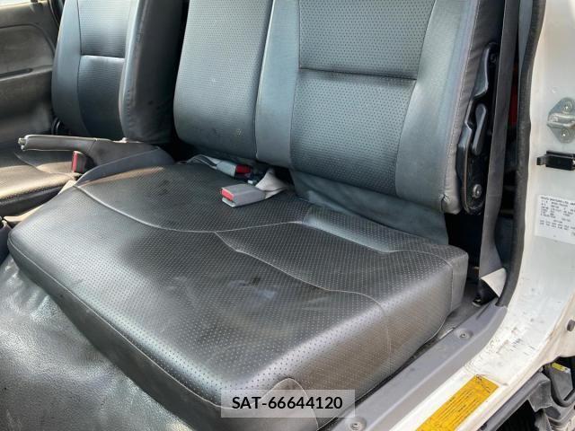 Isuzu ELF TRUCK 2014-12 8626637-19
