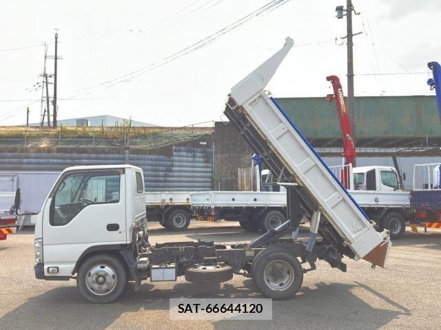 Isuzu ELF TRUCK 2014-12 8626637-4