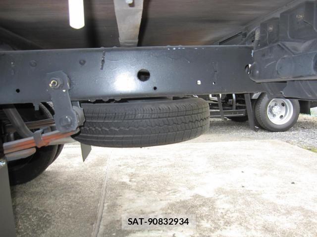 Isuzu ELF TRUCK 1999-02 8626643-21