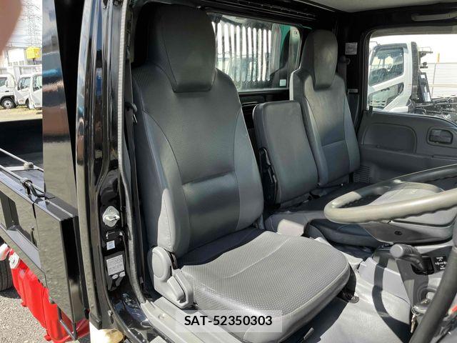 Isuzu ELF TRUCK 2013-12 8626628-19