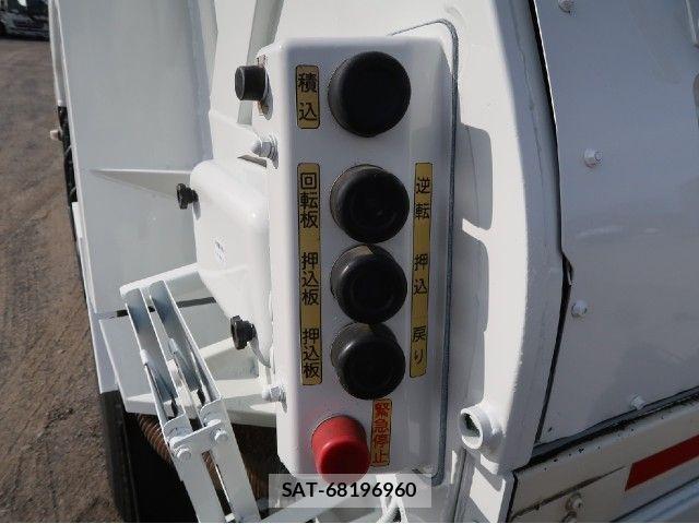 Isuzu ELF TRUCK 2019-03 8626626-17