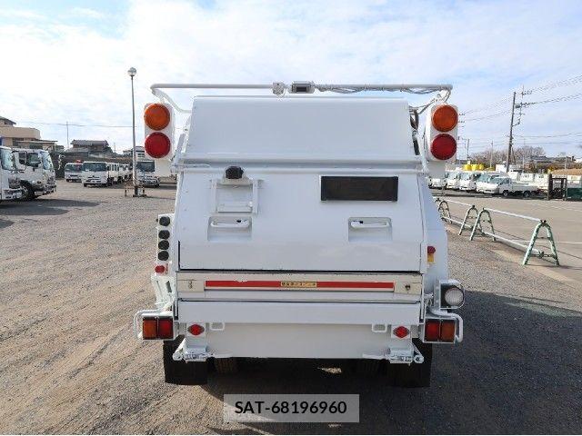 Isuzu ELF TRUCK 2019-03 8626626-6