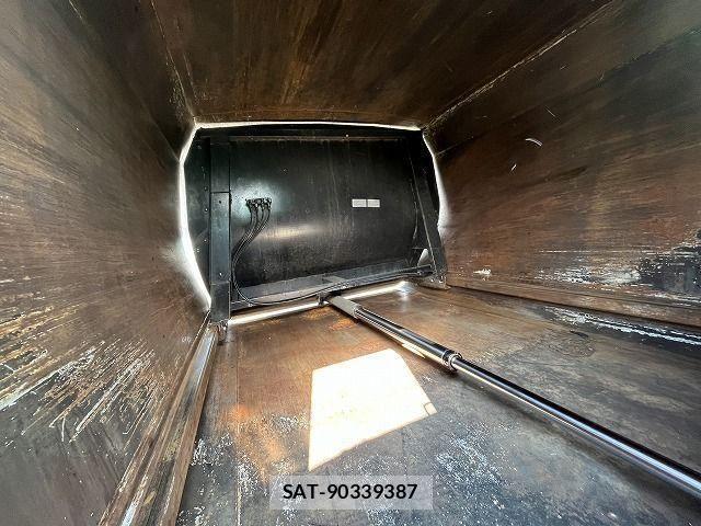 Isuzu ELF TRUCK 2014-01 8626629-9