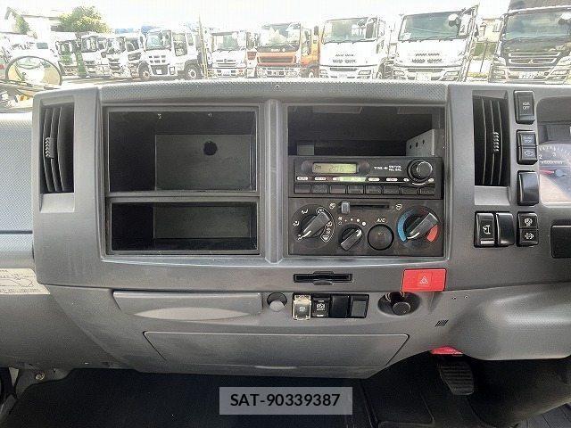 Isuzu ELF TRUCK 2014-01 8626629-14
