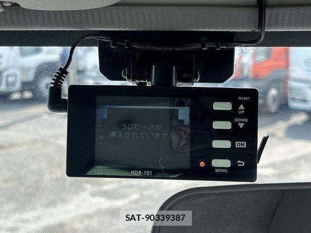 Isuzu ELF TRUCK 2014-01 8626629-15