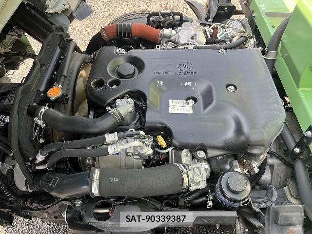 Isuzu ELF TRUCK 2014-01 8626629-17